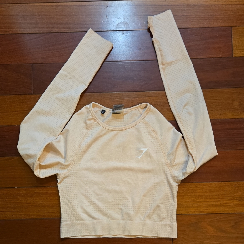 GYMSHARK Vital Seamless Long Sleeve Crop Top Small  Light Pink